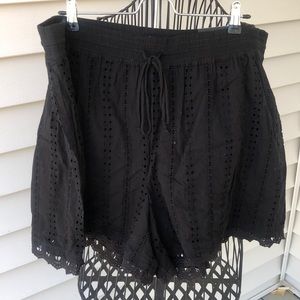 NWT. Lane Bryant Eyelet Black Summer Shorts
